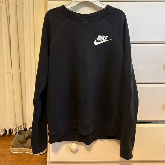 Nike crewneck - Picture 1 of 3